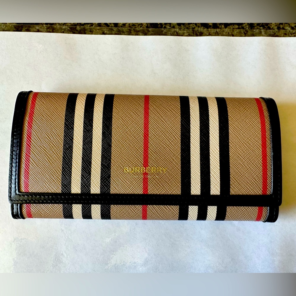 Burberry Leather Wallet